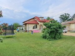 Floresti - Stoenesti, Jud. Giurgiu, vila + garaj + beci, teren 1400 mp